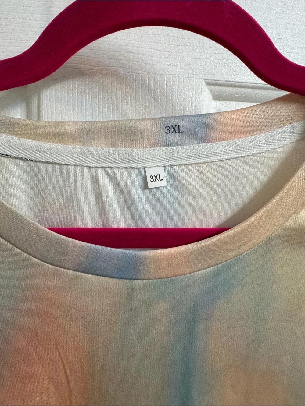 DIVAS LiMiTED
Pastel Ombre Ostrich Graphic Tee - Picture 4 of 8